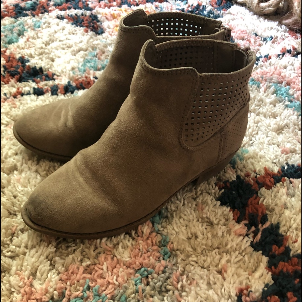 Girls ankle boots